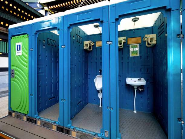 Best Porta potty rental near me  in Bluffton, OH